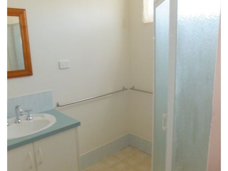 4/9 Finnerty Street, Carnarvon WA 6701