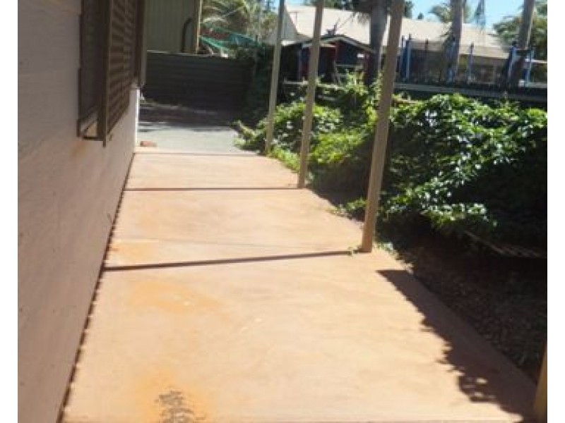 4/9 Finnerty Street, Carnarvon WA 6701