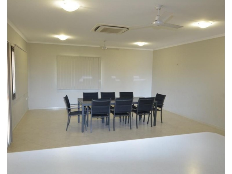 32 Yardi Quays, Carnarvon WA 6701