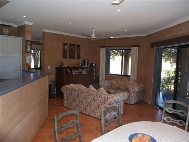 99 William Street, Carnarvon WA 6701