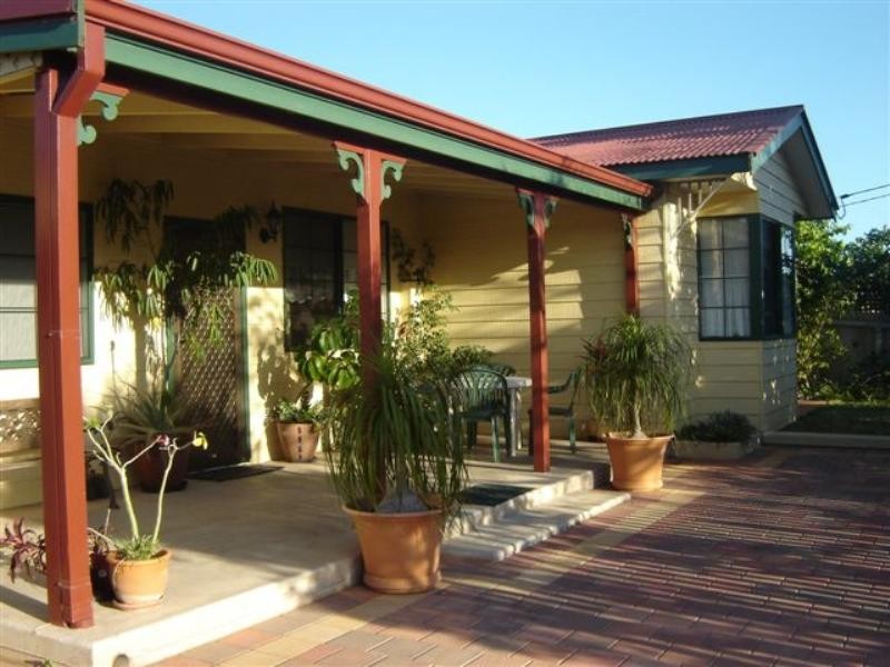 7 Dempster Road, Carnarvon WA 6701