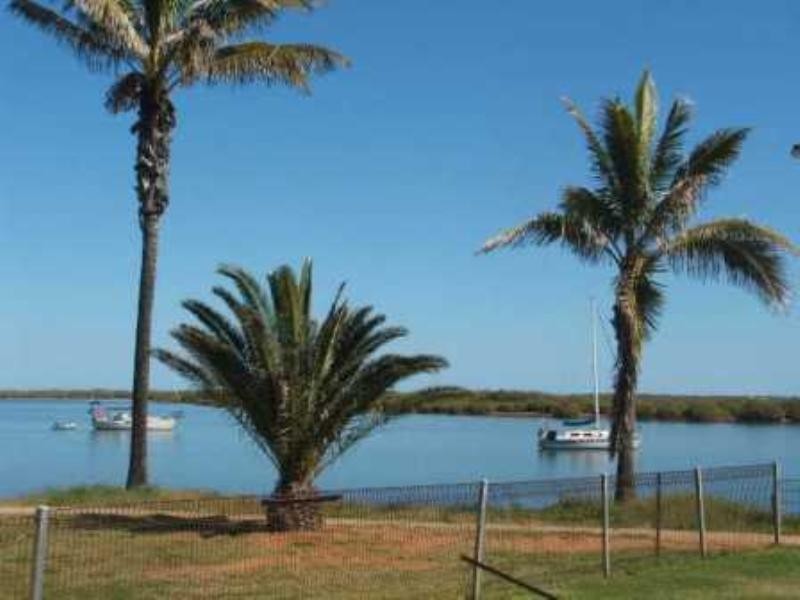 House 2, 4 Brown Street, Carnarvon WA 6701