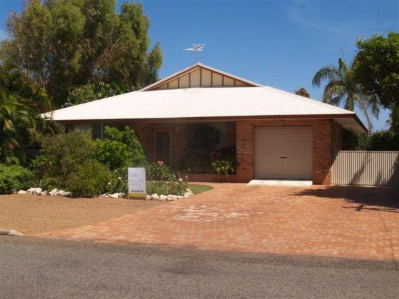 4 Meiklejohn Crescent, Carnarvon WA 6701