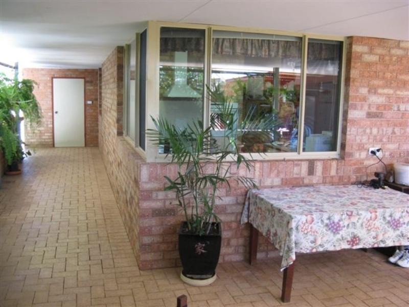 4 Meiklejohn Crescent, Carnarvon WA 6701