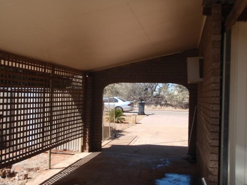 3 Kempton Way, Carnarvon WA 6701