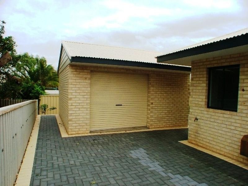 21 Richards Street, Carnarvon WA 6701