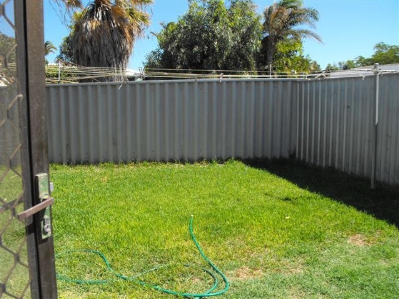 8 Richards Street, Carnarvon WA 6701