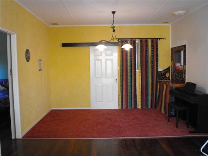 11 Saw Street, Carnarvon WA 6701