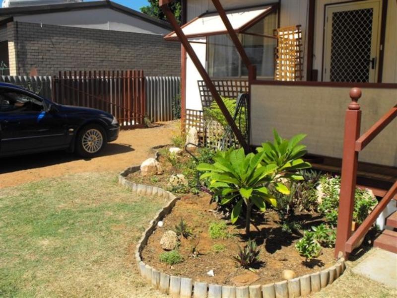 11 Saw Street, Carnarvon WA 6701