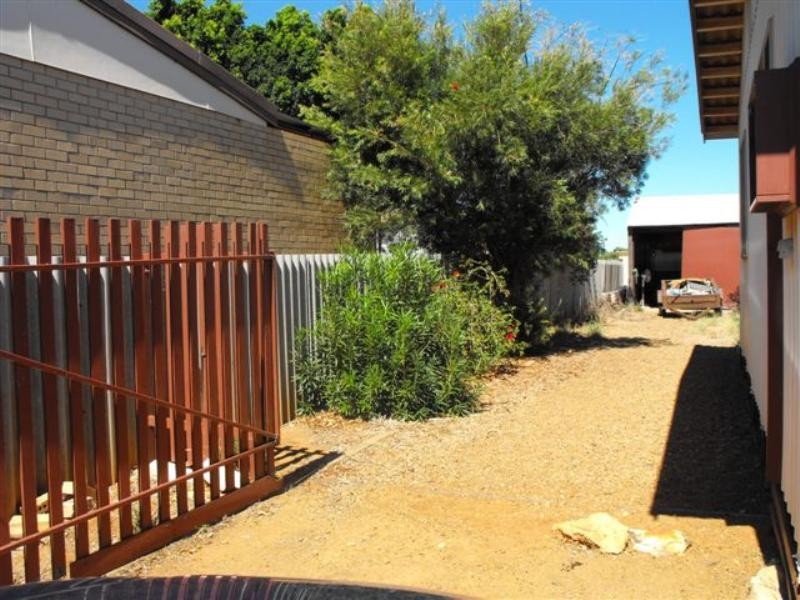 11 Saw Street, Carnarvon WA 6701