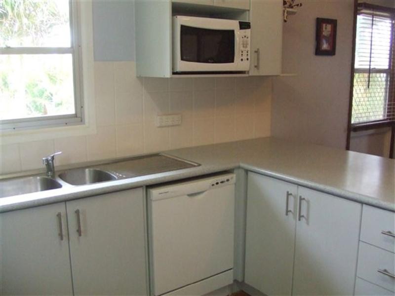 14 Craggs Court, Carnarvon WA 6701