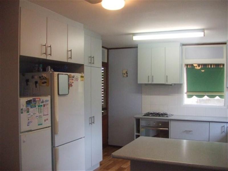 14 Craggs Court, Carnarvon WA 6701