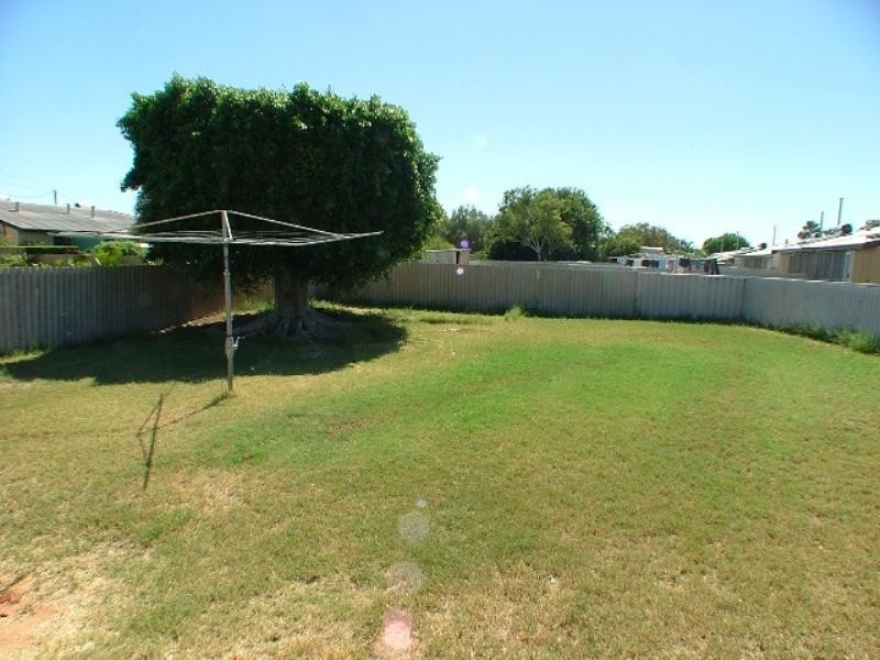 31 Carey Street, Carnarvon WA 6701