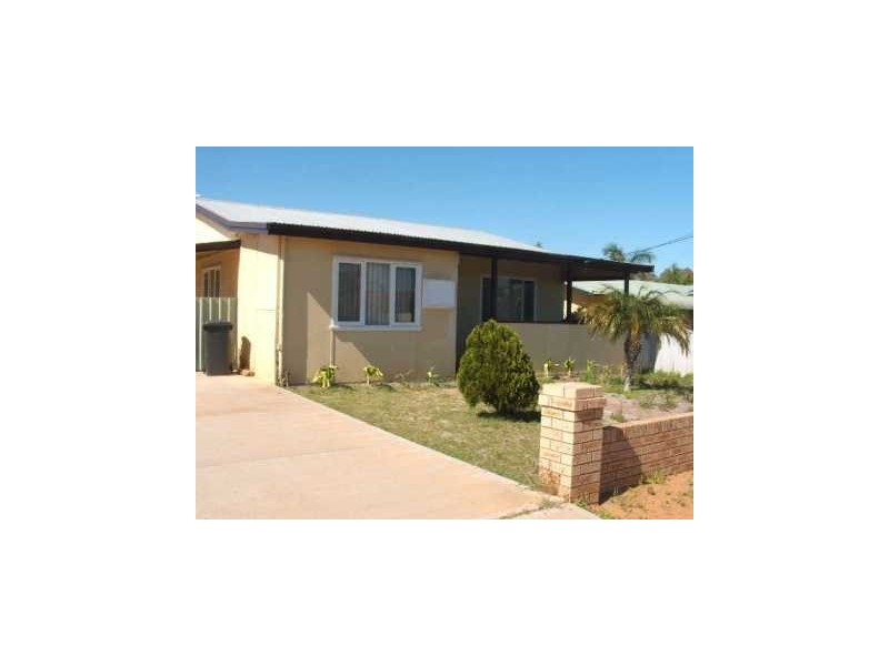 31 Douglas Street, Carnarvon WA 6701
