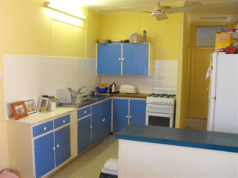 8 Hubble Street, Carnarvon WA 6701