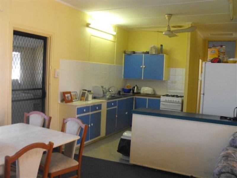 8 Hubble Street, Carnarvon WA 6701