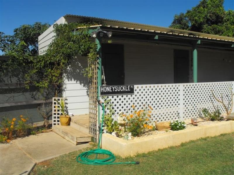 50 Bibbawarra Road, Carnarvon WA 6701