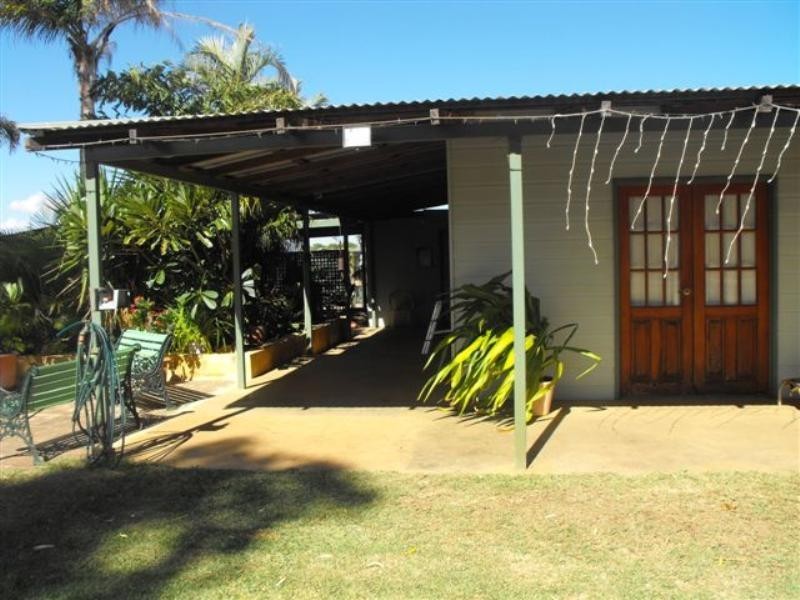 50 Bibbawarra Road, Carnarvon WA 6701