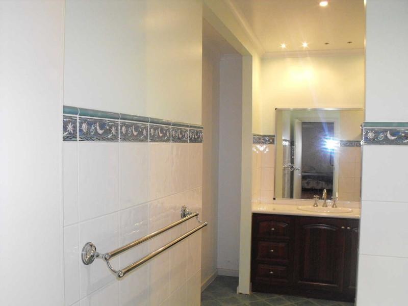 4 Young Street, Carnarvon WA 6701