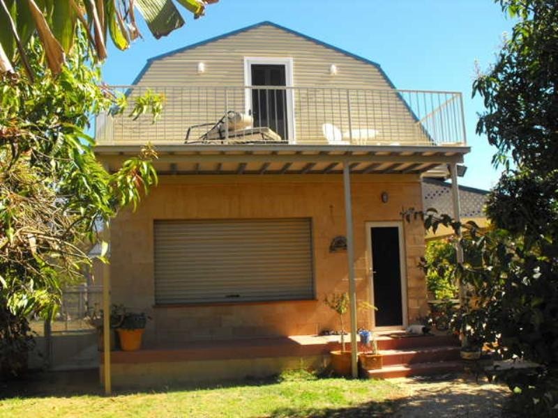 11 William Street, Carnarvon WA 6701