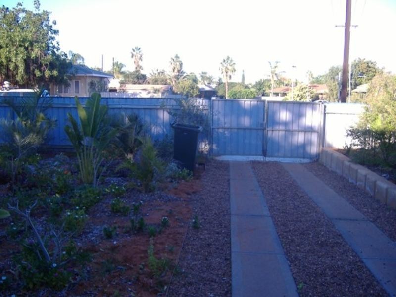 4 Richards Street, Carnarvon WA 6701