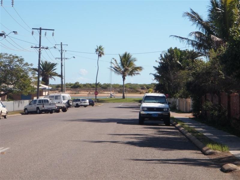 18 Francis Street, Carnarvon WA 6701