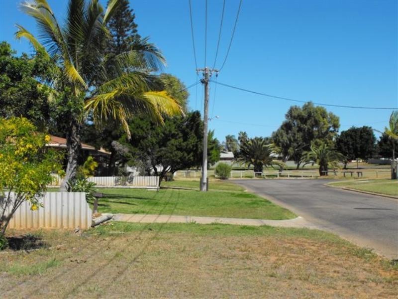 3 Newman Place, Carnarvon WA 6701