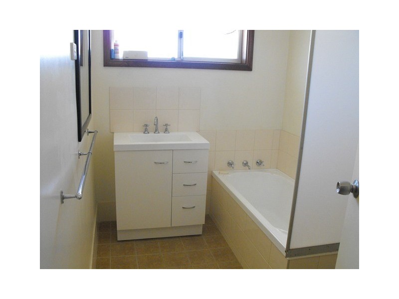 3 Fane Crescent, Carnarvon WA 6701