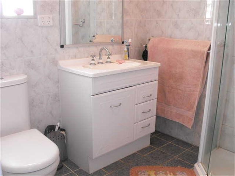 5 Johnston Street, Carnarvon WA 6701