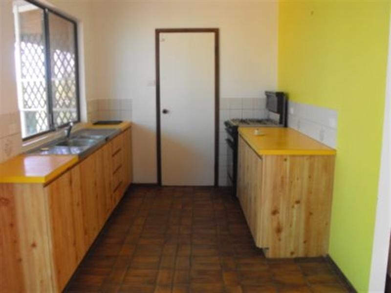 38 Cavendish Road, Carnarvon WA 6701