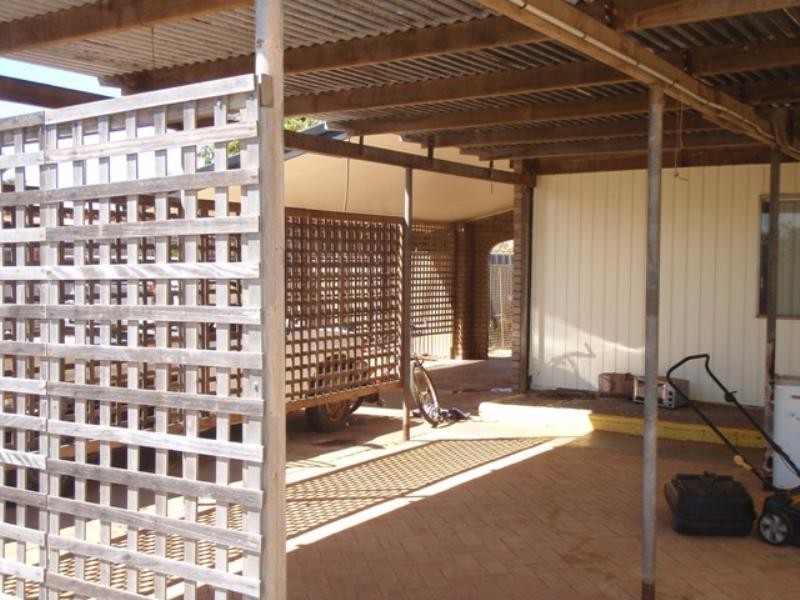 3 Kempton Way, Carnarvon WA 6701