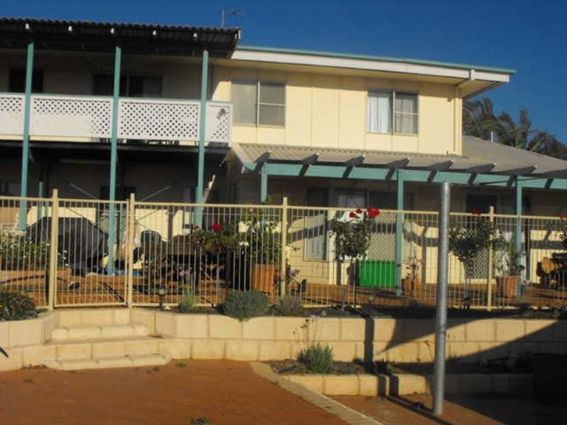 10 Craggs Court, Carnarvon WA 6701