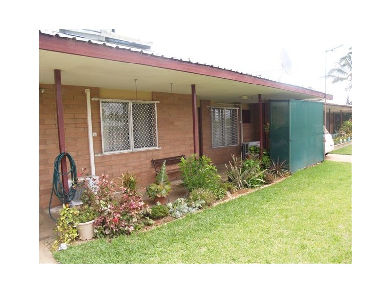 Unit 1, 11 Fane Crescent, Carnarvon WA 6701
