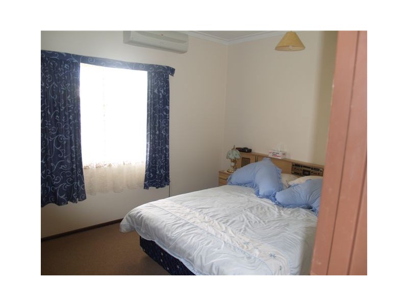 Unit 1, 11 Fane Crescent, Carnarvon WA 6701