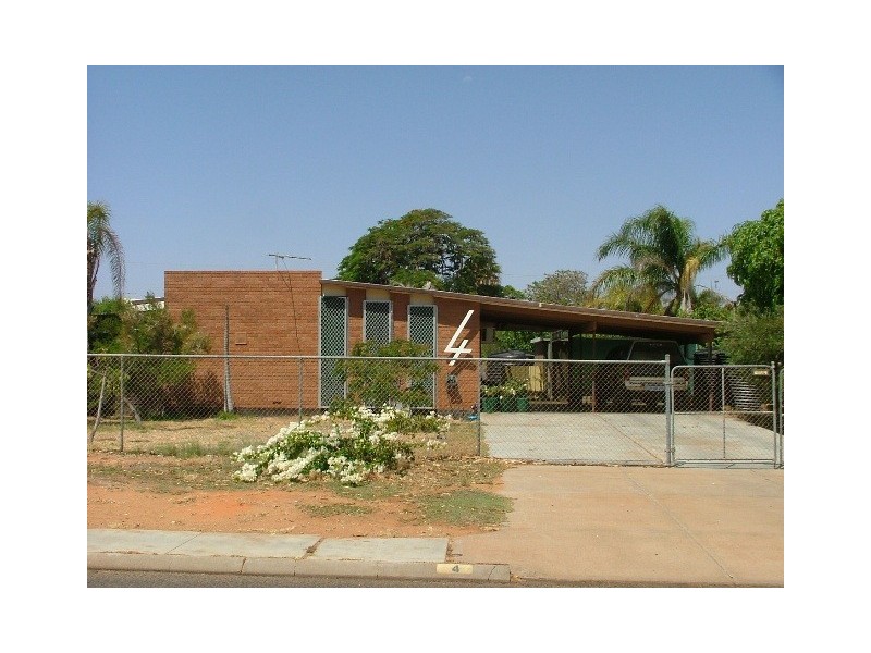 4 Gooch Street, Carnarvon WA 6701