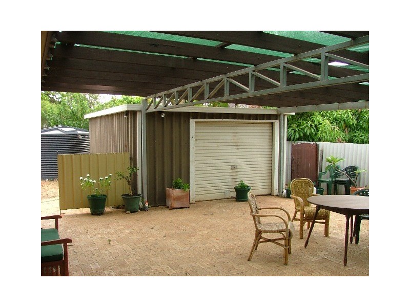 4 Gooch Street, Carnarvon WA 6701