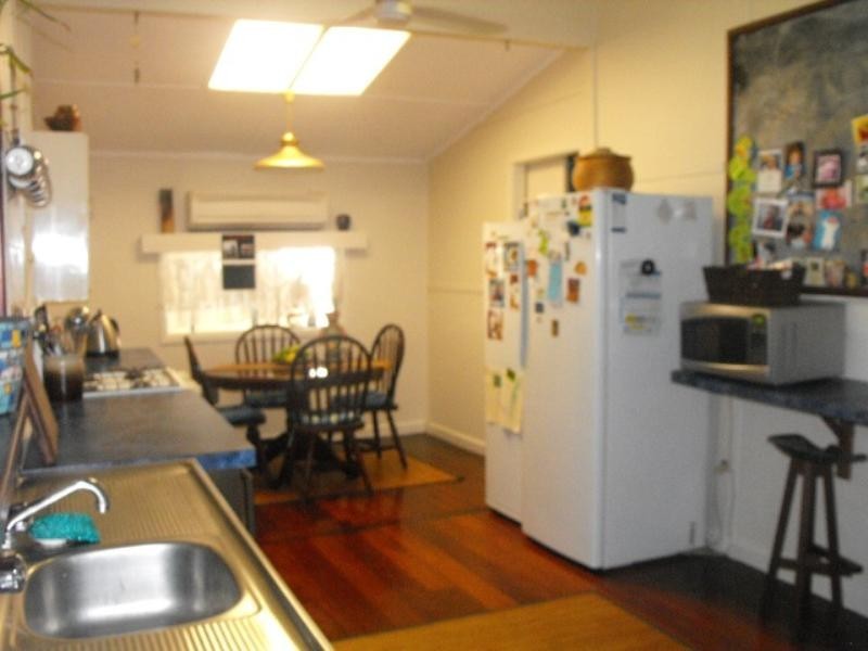 10 Crowther Street, Carnarvon WA 6701