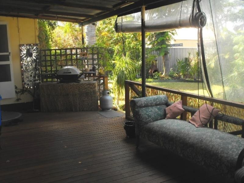 10 Crowther Street, Carnarvon WA 6701