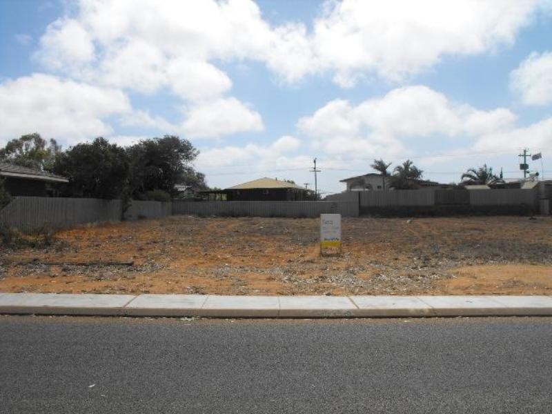 14 Gooch Street, Carnarvon WA 6701