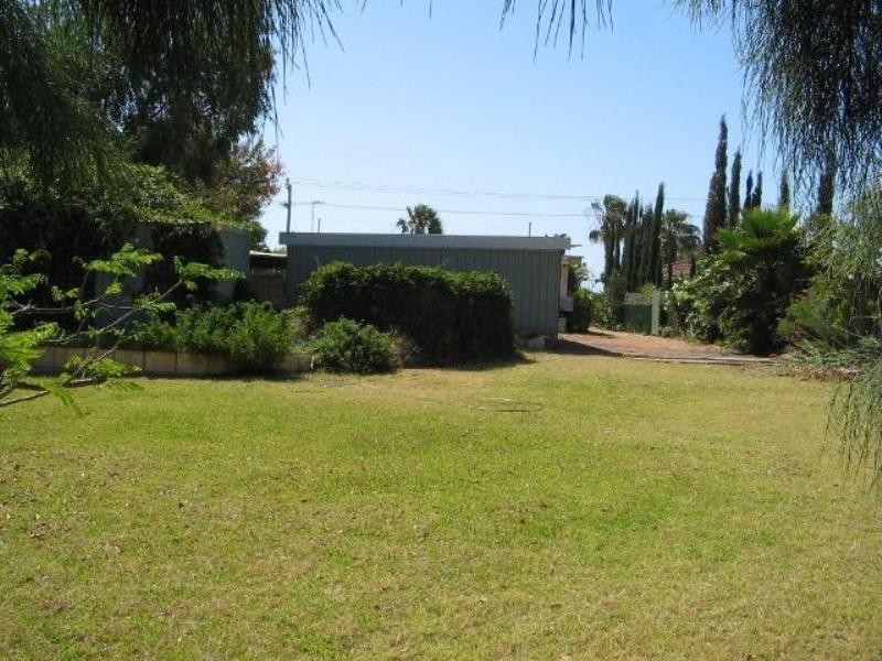 73 Cleaver Street, Carnarvon WA 6701
