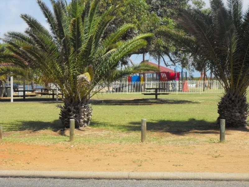 73 Cleaver Street, Carnarvon WA 6701