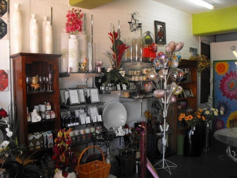 Stephanies Flowers and Gifts, Carnarvon WA 6701
