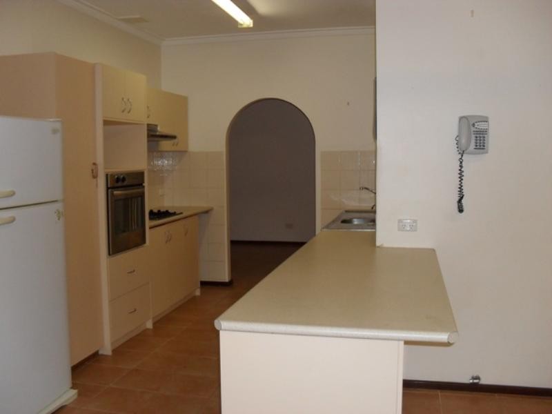 3 Meiklejohn Crescent, Carnarvon WA 6701