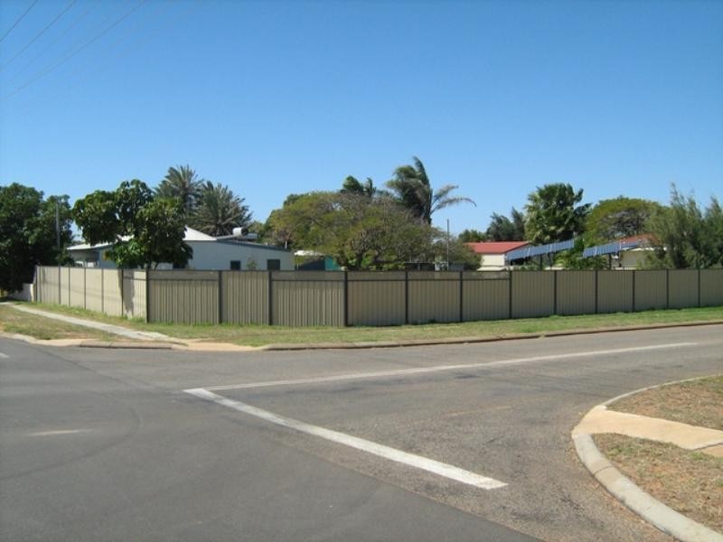 61 Cleaver Street, Carnarvon WA 6701