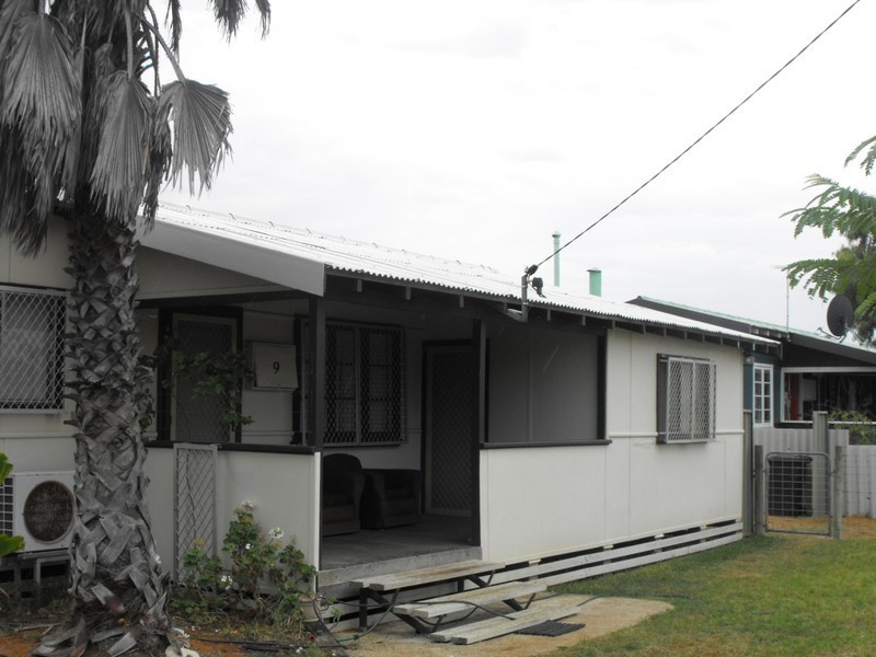 9 Crossland Street, Carnarvon WA 6701