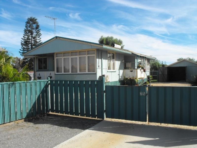 25 Wheelock Way, Carnarvon WA 6701