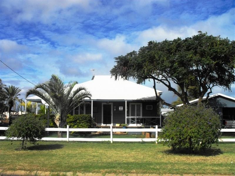 88 Shallcross Street, Carnarvon WA 6701
