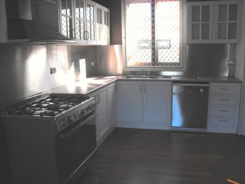 88 Shallcross Street, Carnarvon WA 6701