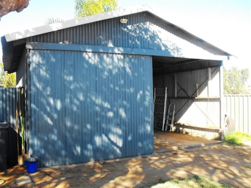 88 Shallcross Street, Carnarvon WA 6701