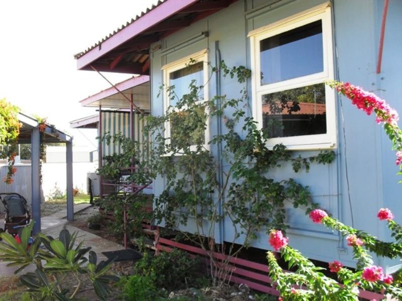 6 Craig Street, Carnarvon WA 6701